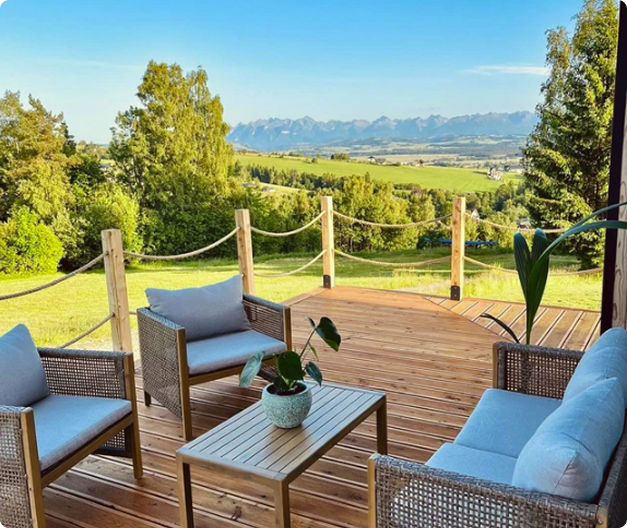 A member home outdoor space